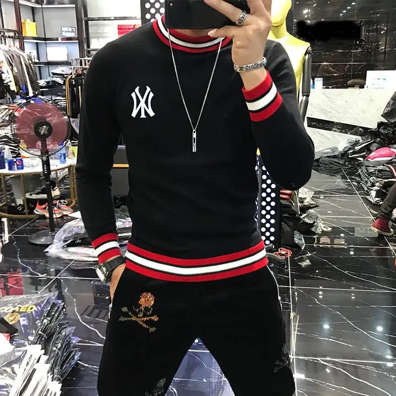 2020 new arrival top fashion sale men sweater o neck pullovers appliques brand clothing embroidered net red warm knitted free global shipping
