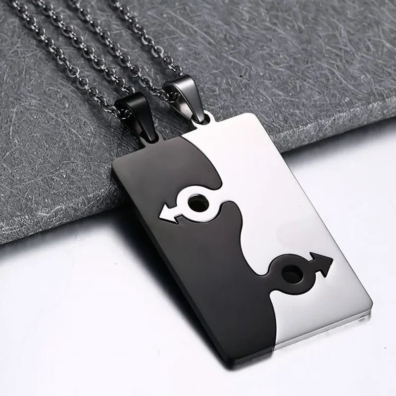 

New Fashion 2Pcs/set Couple Puzzle Splicing Necklace For Women Men Stainless Steel Pendant Chain Lover Friend Party Jewelry Gift
