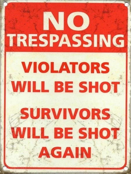 

Funny No Trespassing, Retro Metal Sign/plaque Wall Vintage / Gift