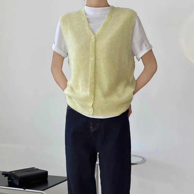 

Spring and autumn women's casual solid color V-neck sleeveless cardigan sweater