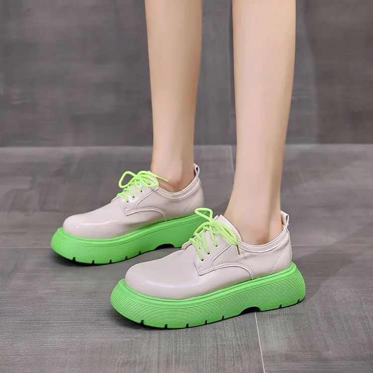 

Лидер продаж, повседневные кожаные модные туфли мэри джейн на платформе и шнуровке в Корейском стиле, маленькие кожаные туфли на весну и осе...