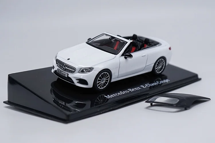 1:43 E300 E-KASE Coupe модель сплава автомобиля статические высокой моделирования металлические модельные автомобили с оригинальной коробкой