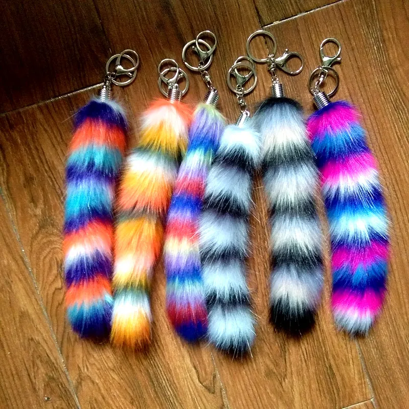 

2020 Fake Feather Tassel Key Chain Big Pompon Tail Keychain Women Arts Crafts Bag Charming Pendant Soft Car Key Holder Nice Gift
