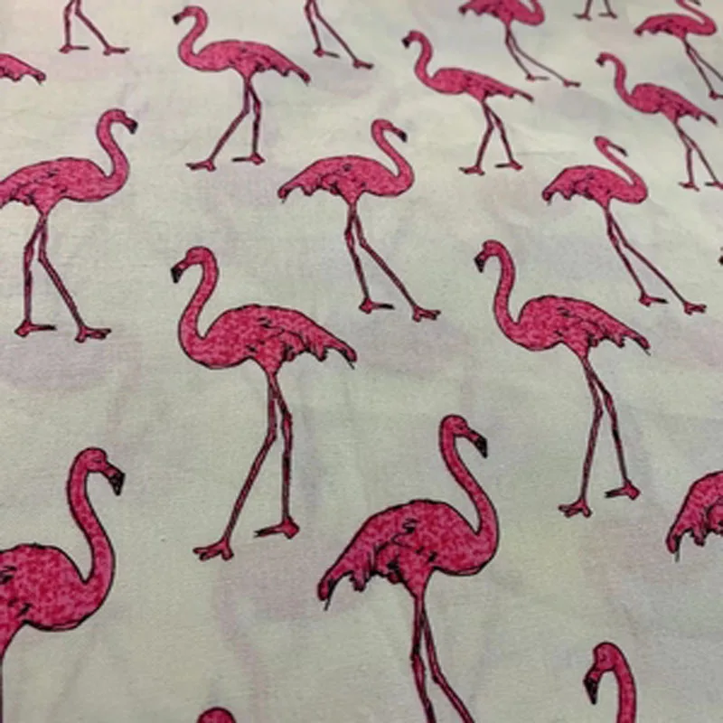 

Хлопчатобумажная ткань с принтом птицы, 50 х10, 5 см