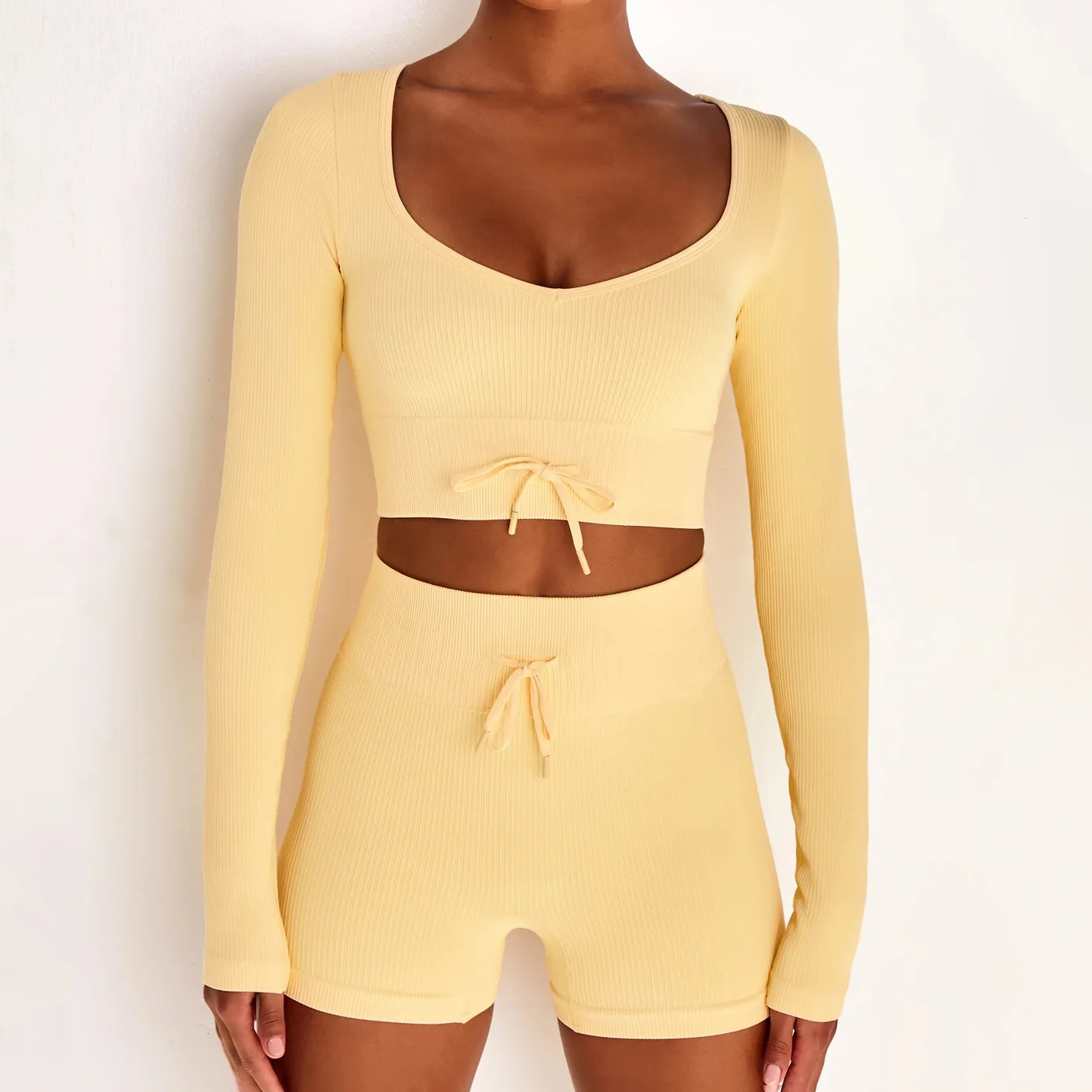 

Workout Set Women Long Sleeve Tops Sport Shorts 2 Pieces Sets Sport Fitness Gym Suits