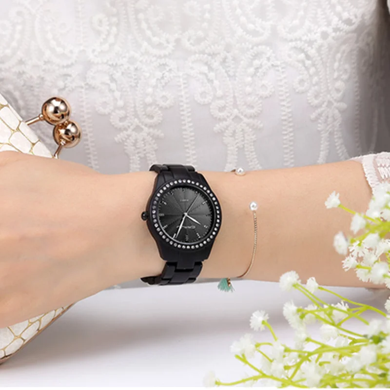 

Women's Bracelet Watches Luxury Gold Rhinestone Simple Style Women Wrist Watch Dress Ladies Watch Clock Reloj Mujer