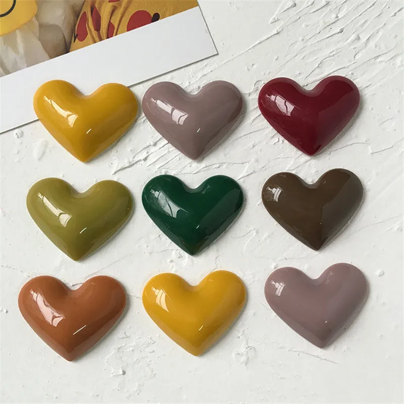 

New 40pcs 28*36mm Flatback Heart Patch Resin Cabochons Ornament Accessories Girls Hair Bow Center Clip Button Beads Charms DIY