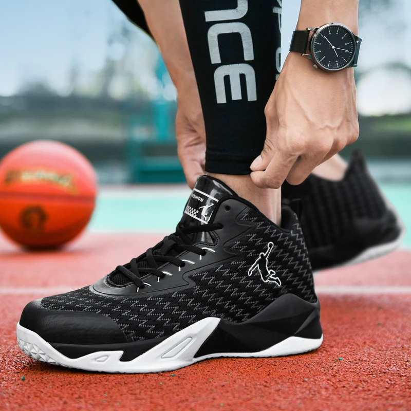 

High-top Basketball Shoes Men Beginners Training Basketball Boots Men Breathable Nonslip Cushioning Sports Shoes Summer Trainers