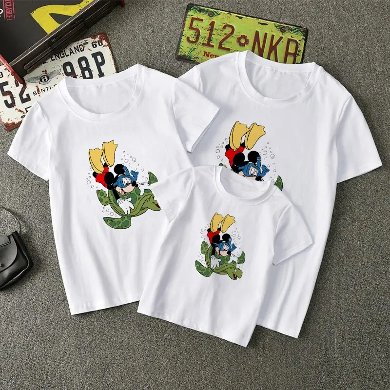

Kawaii Disney Cartoon Mickey Mouse Dad Mom Baby Short Sleeve T-Shirts Summer Fashion Tops For Family Matching Outfits Clothes