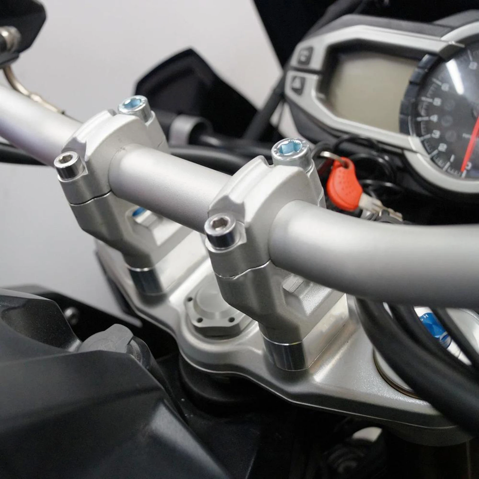 

Переходник для руля аксессуар для 800XCX 800XR Explorer