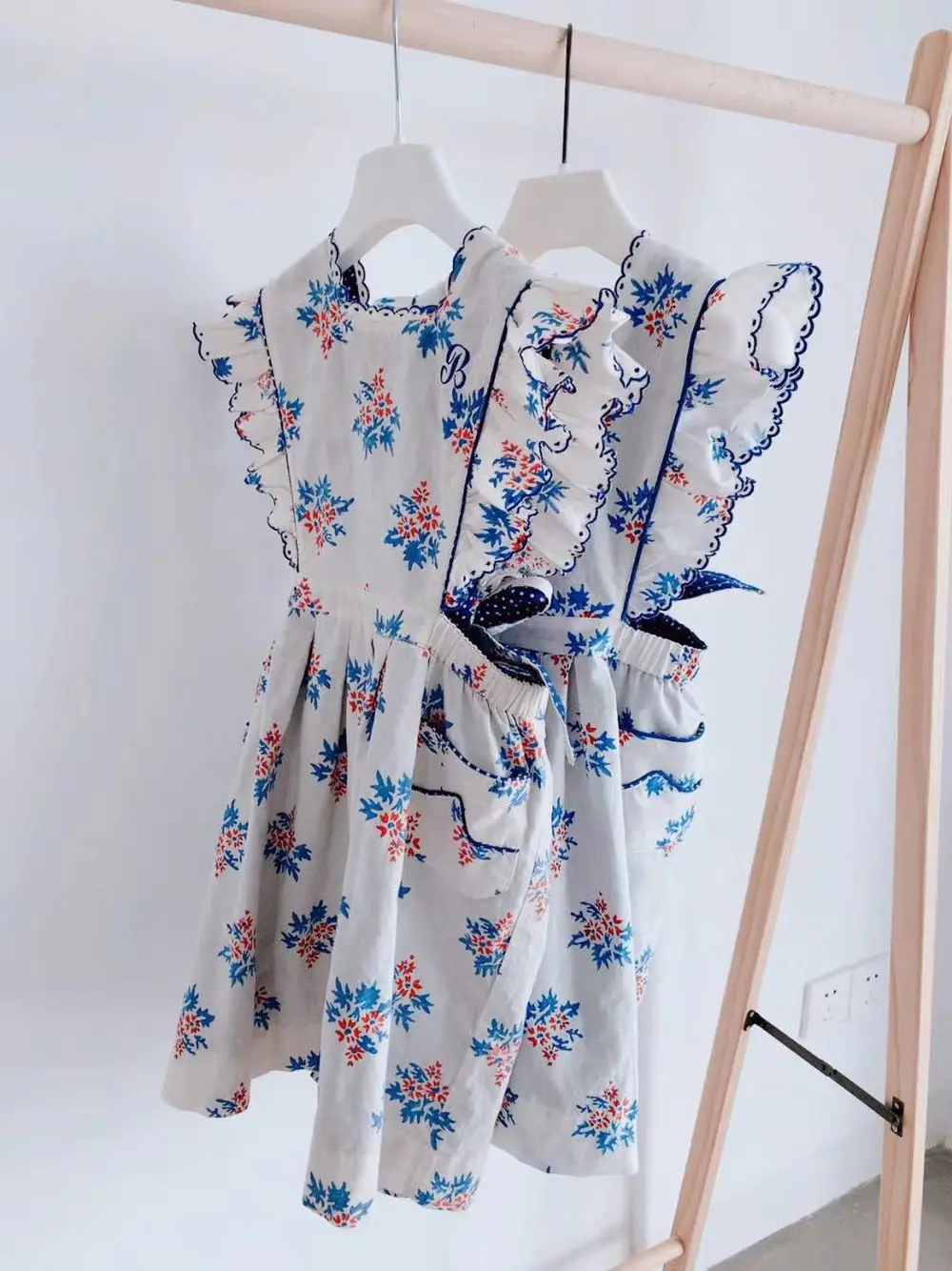 Платье для маленьких девочек с цветочным рисунком Детская испанская