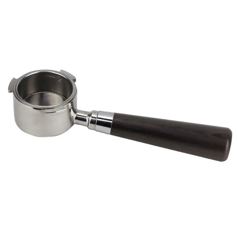 

Kitchen,Dining & Bar