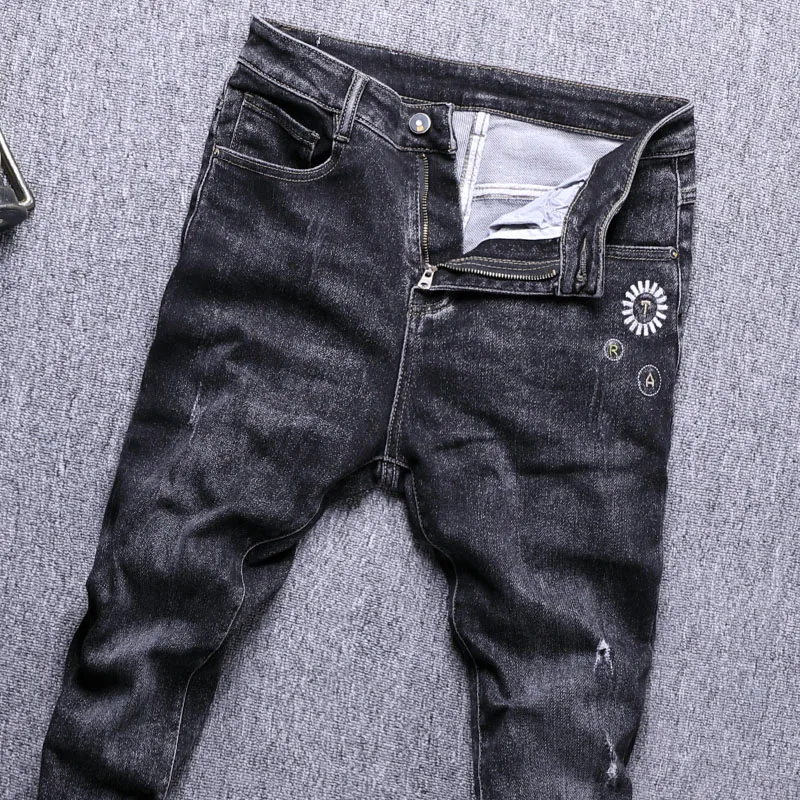 Newly Fashion Men Jeans Black Color Elastic Slim Fit Ripped Jeans Men Korean Style Embroidery Designer Casual Denim Pencil Pants