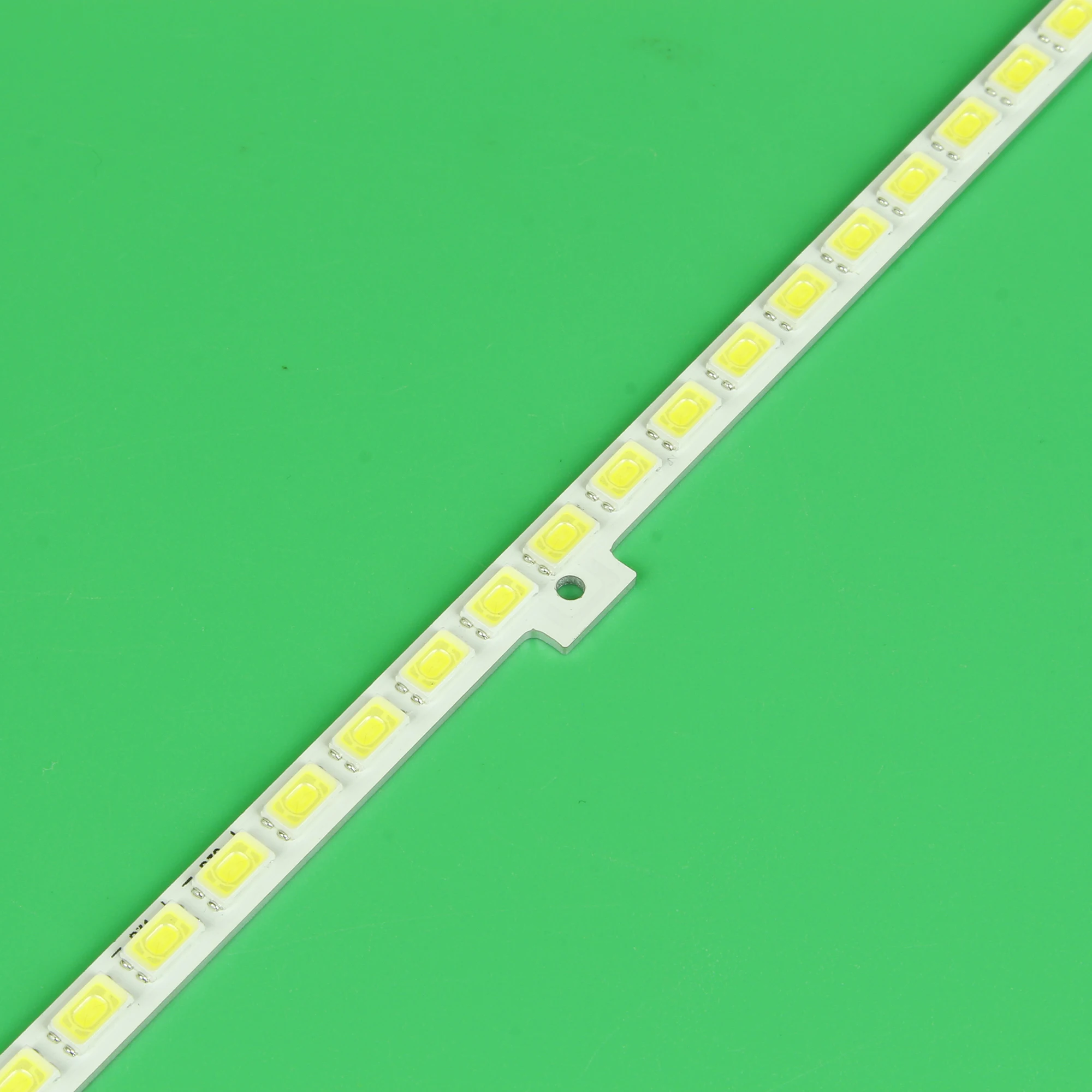 

LED Backlight Lamp strip 62 leds 2011SVS40 FHD 5K6K LEFT RIGHT For 40 inch LCD TV UA40D5000PR BN64-01639A LTJ400HM03