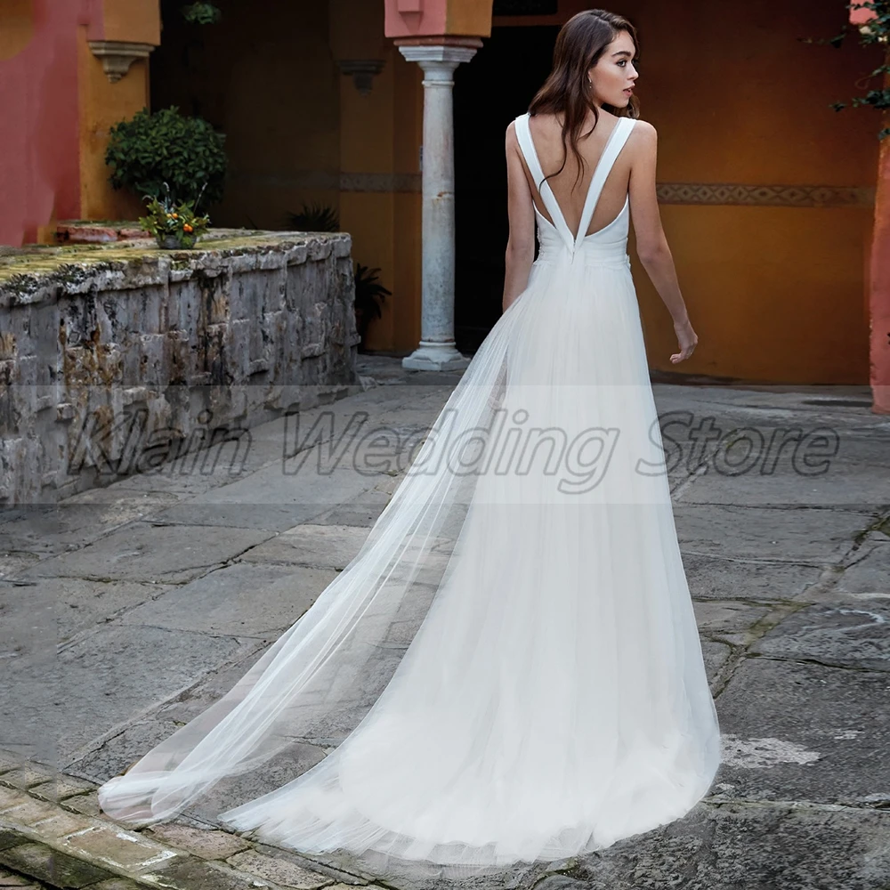 

Elegant Tulle A-Line Sweep Train Sheer V-Neck Sleeveless Appliques Zipper Back Wedding Dress Bridal Gowns Robe De Marie