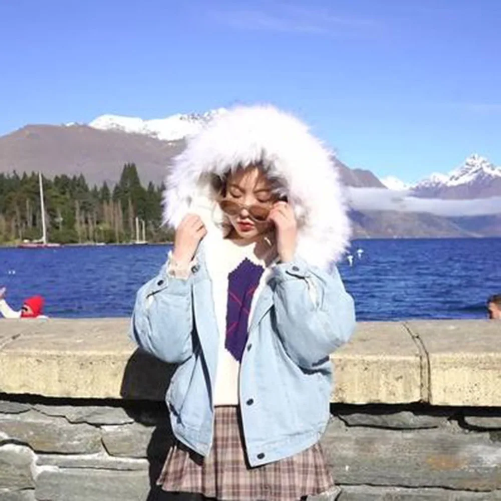 Толстая джинсовая куртка с капюшоном пальто большим меховым воротником