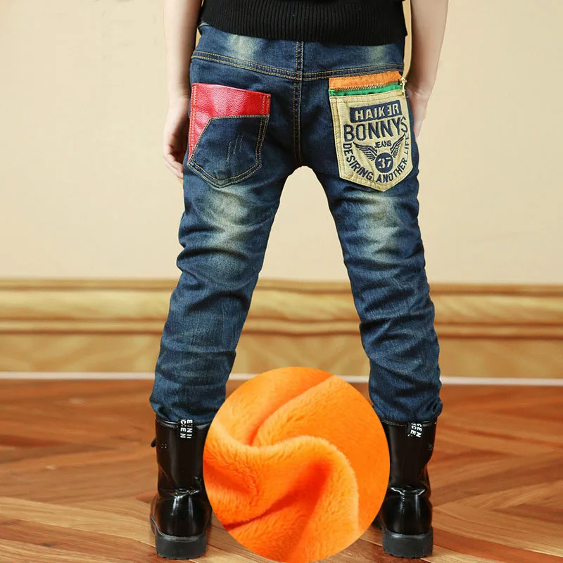 Джинсы для мальчиков с карманами в стиле пэчворк на весну-осень 2019 | Мать и