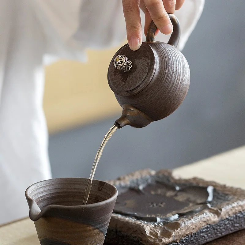 Грубая керамика чайный горшок позолоченная железная глазурь с прямой ручкой