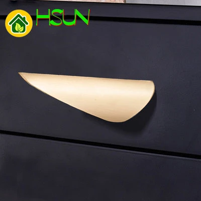 

Modern Northern Europe Dumb Black Gold Wardrobe Cupboard Hardware Cabinet Door Handle Drawer Brass Color Small Handle Door Pull
