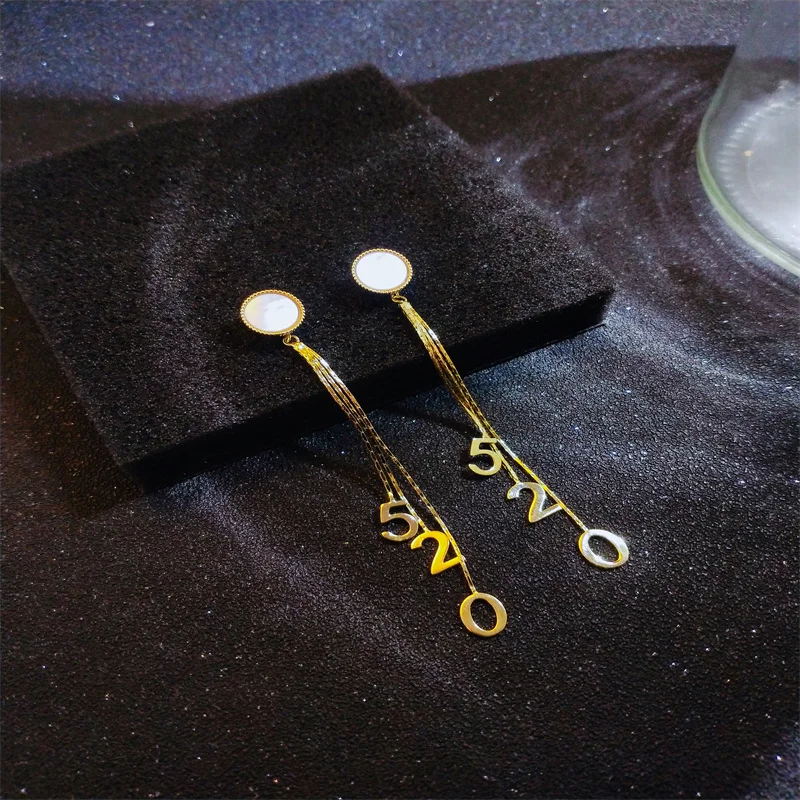 

Romantic Gold Plated Color Long Tassel Stud Earrings for 520 Love Metal Line Chain Shell Earring for Women Girl Fashion Jewelry