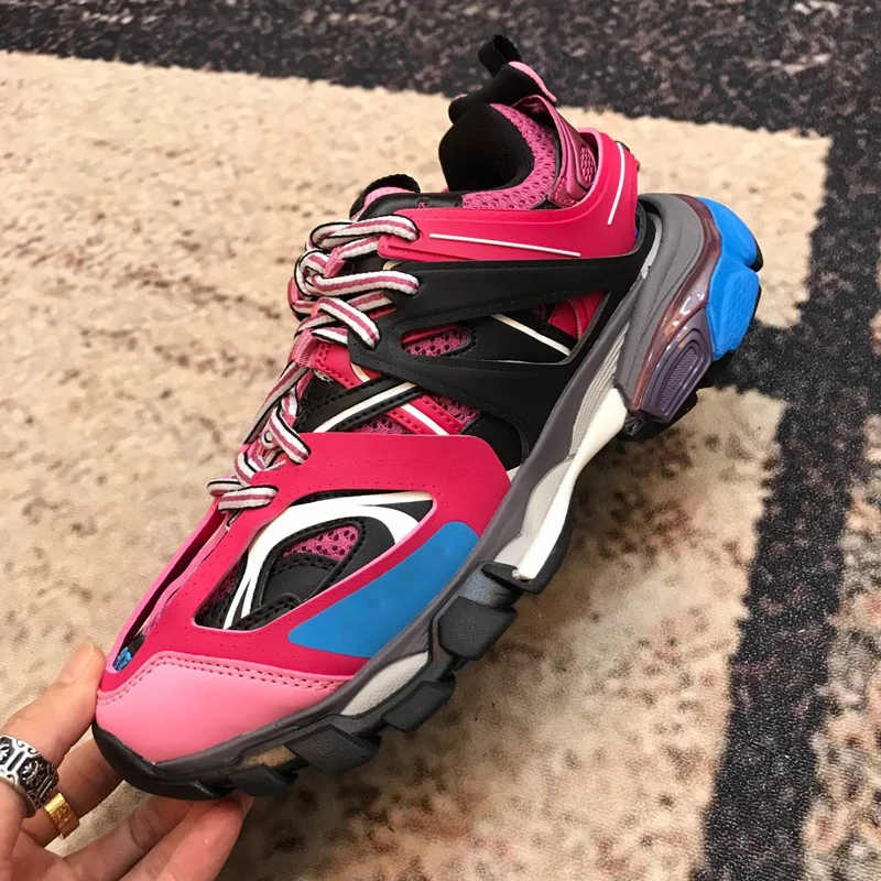 

Outdoor sports fashion men and women running breathable comfortable sneakers playing basketball jogging shoes