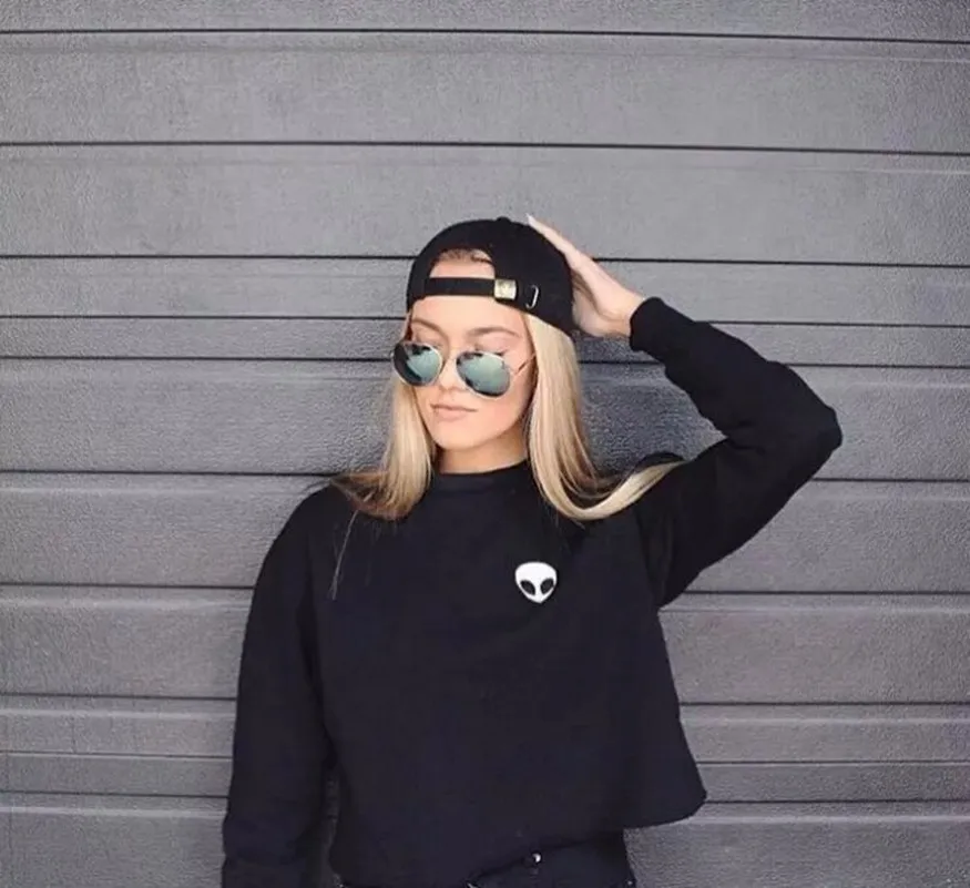Alien Crop Top Hoodies Sweatshirts 2022 Women Casual Kawaii Harajuku New Sweat Punk For Girls Clothing European Tops Korean