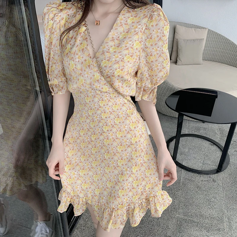 

2021 French New Style V-Neck Dress Women's Holiday Forest High Waist A-Line Floral Print Dress Ladies Party Midi Sundress Vestid
