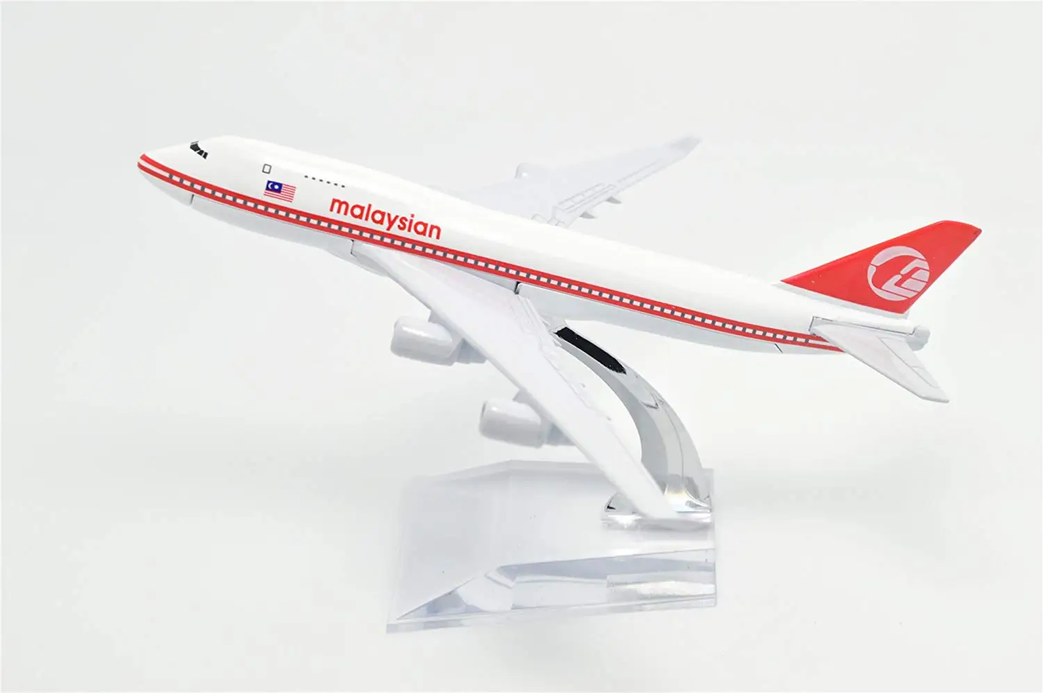 Династия Тан (ТМ) 1:400 16 см малайзийские авиалинии B747-400 металлическая модель