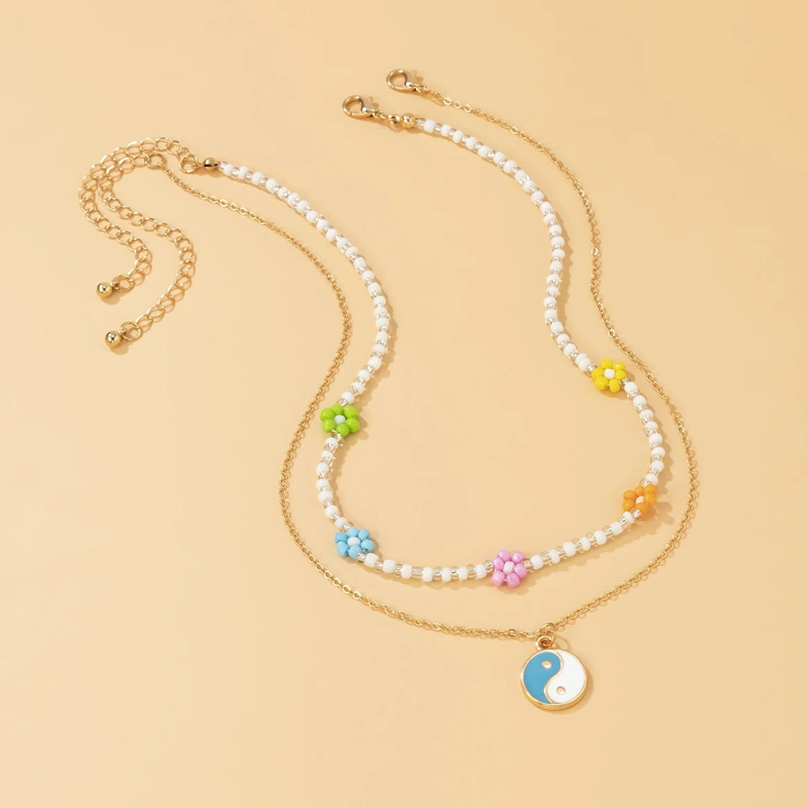 

Boho Pearl Beads Colorful Flower Short Choker Necklace for Women Fashion Chinese Tai Chi Pendants Necklaces 2021 Fashion Jewelry