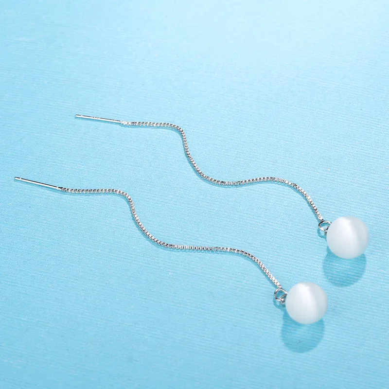 Серьги из серебра 925 пробы для женщин с опаловым шариком и длинной кисточкой