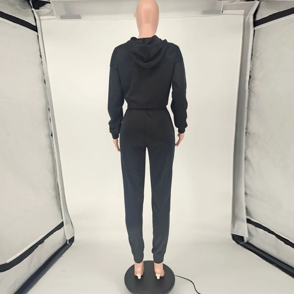 

Santa Elk Printed Sweatshirt Two Piece Tracksuit Women's Sport Suit Hooded Long Sleeve Crop Top and Sweatpant Workout Sweatsuit