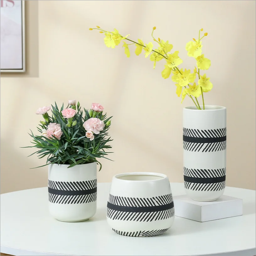 

Современная Минималистичная керамическая ваза в скандинавском стиле