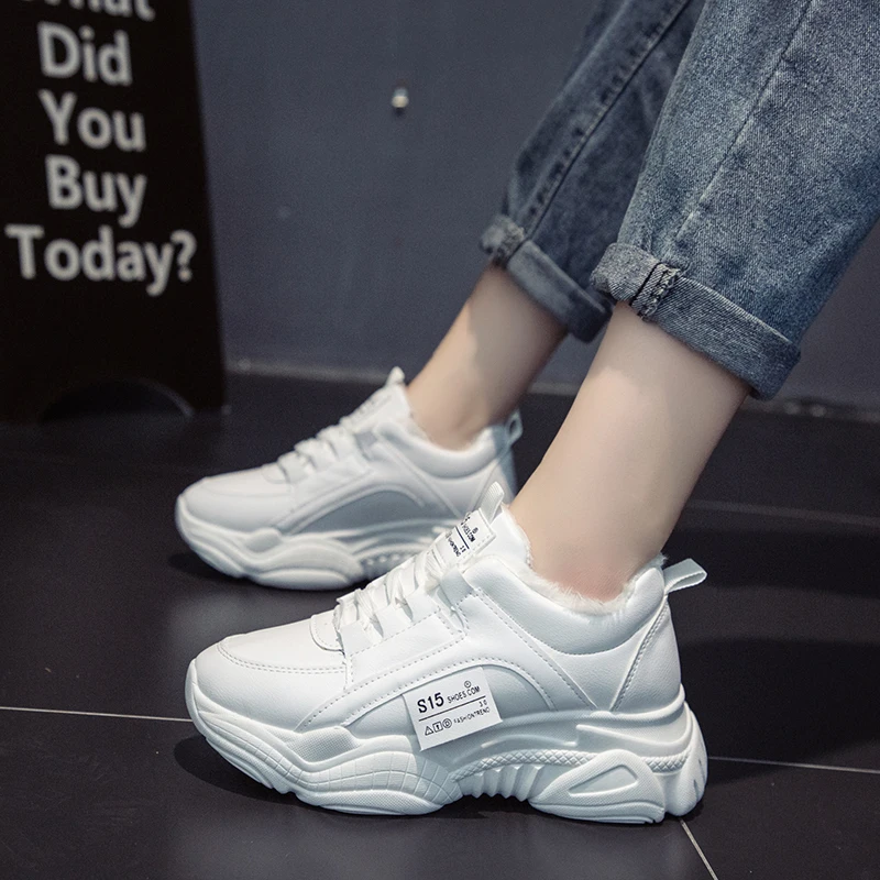 Новинка модные белые кроссовки Вулканизированная обувь для женщин сетчатые