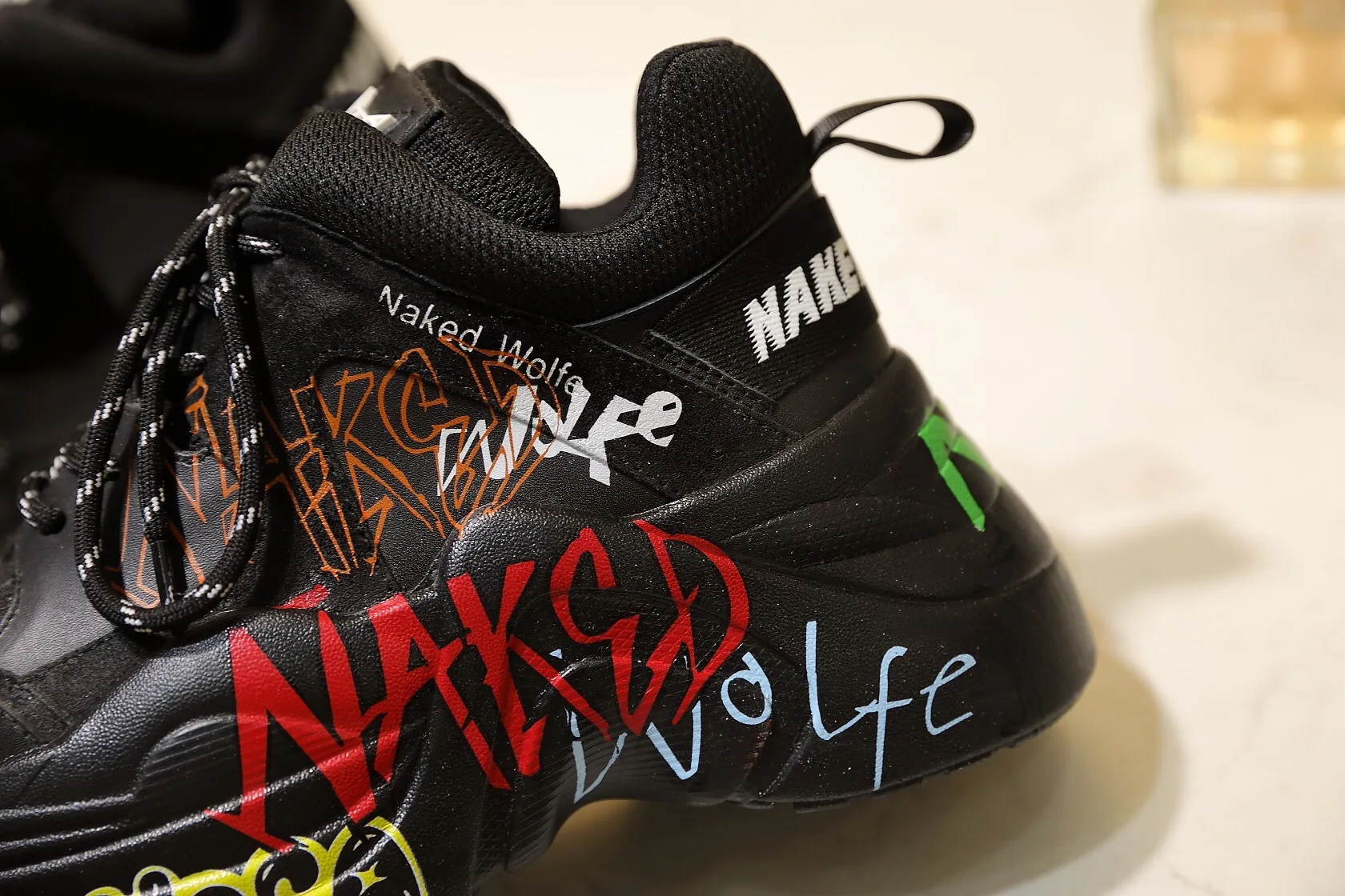 Brand luxury shoes graffiti casual women's sports shoes spring and autumn new muffin bottom comfortable breathable women's shoes