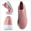 Damskie trampki damskie dzianinowe buty wulkanizowane wygodne wsuwane damskie płaski but Mesh trenerzy miękki chód obuwie Zapatos Mujer