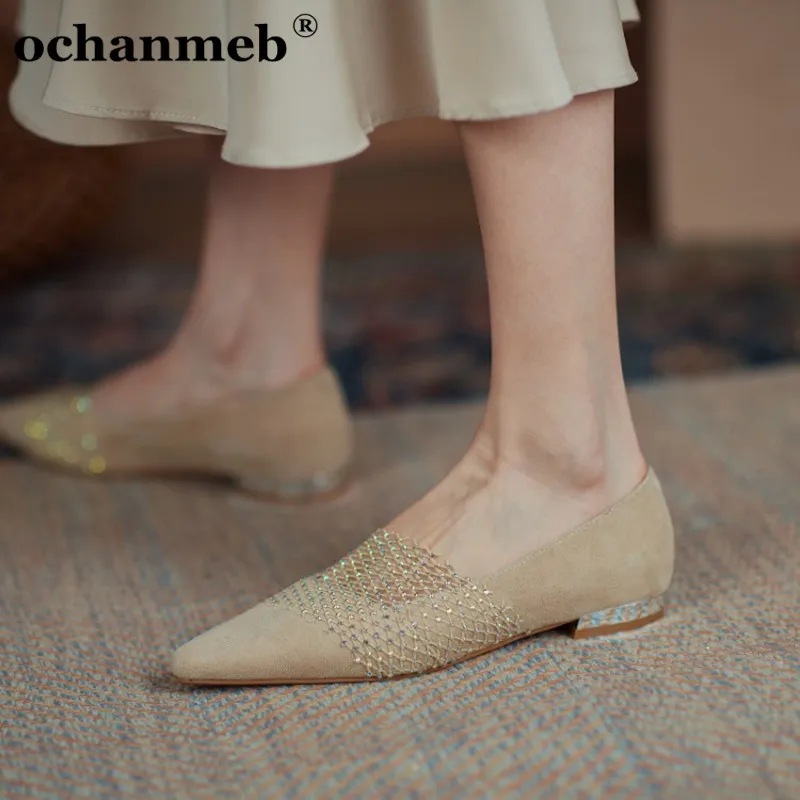 

Женские кожаные туфли Ochanmeb, из овечьей замши, на плоской подошве, стразы с сеткой, украшенные сеткой, весенние, телесного цвета, размеры 33-43