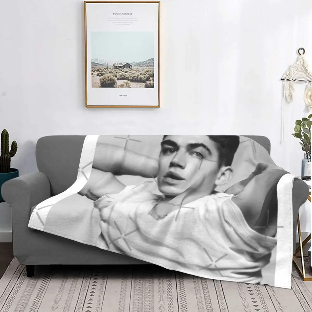 

После столкновения Мы столкнули с четырьмя одеялами, покрывало для кровати, чехол для дивана, одеяло, утяжеленное одеяло