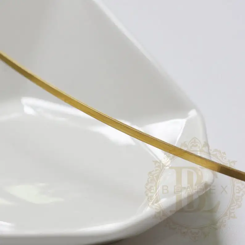 

1 Meter Half Hard Solid Raw Brass Wrapping Wire - Flat Wire - 18g