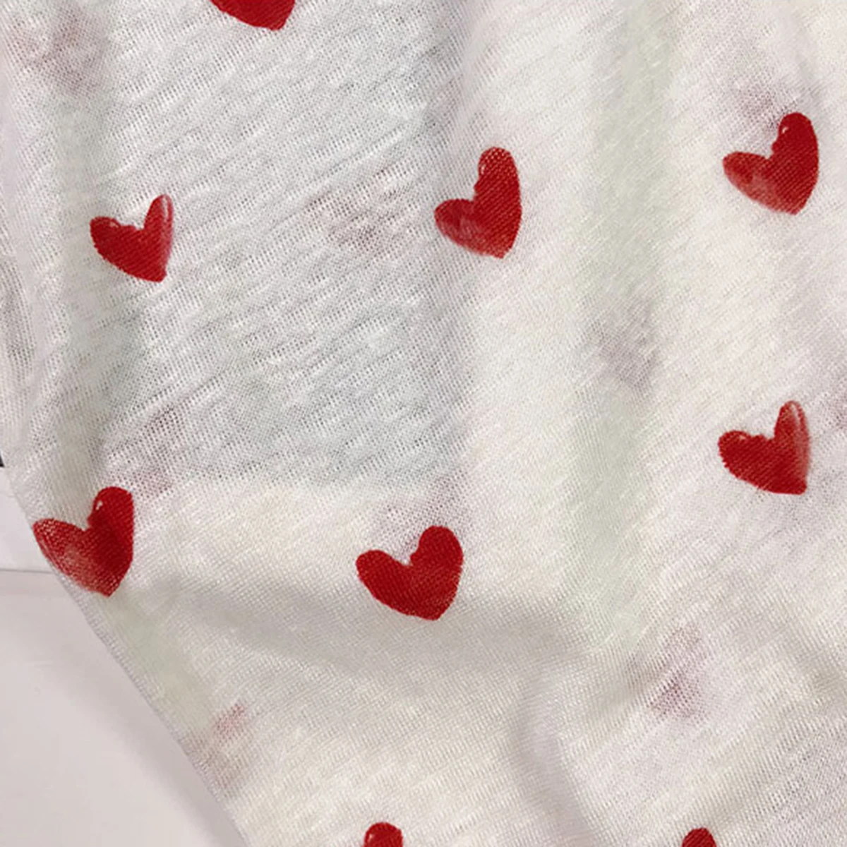 Женская тонкая футболка с коротким рукавом круглым вырезом и принтом|Футболки| |