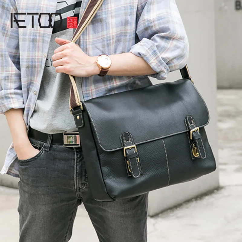 

AETOO Genuine leather men's simple shoulder bag, large-capacity leather travel bag, all-match trendy men's messenger bag