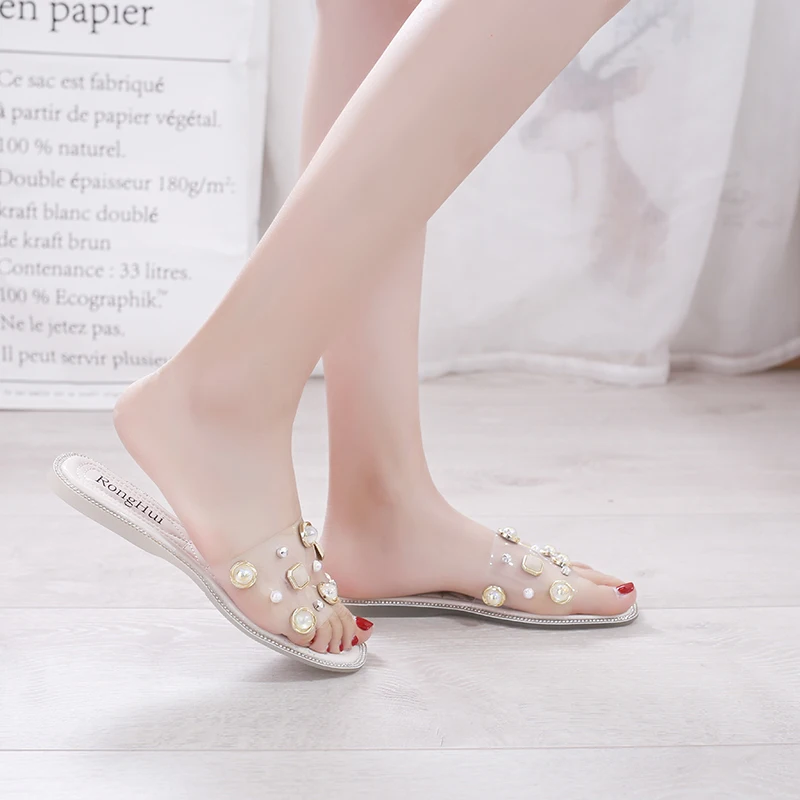 

2019 Summer New Women Shoes Slippers Transparent Flat Women Slippers Peep Toe Rivet Pearl Beach Fashion Slides Casual Shoes