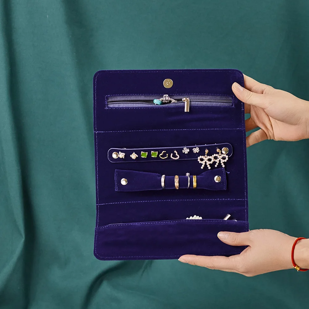 

Portable Jewelry Organizer Bag Travel Jewelry Bag Foldable Earrings Rings Necklaces Jewelry Storage Bag