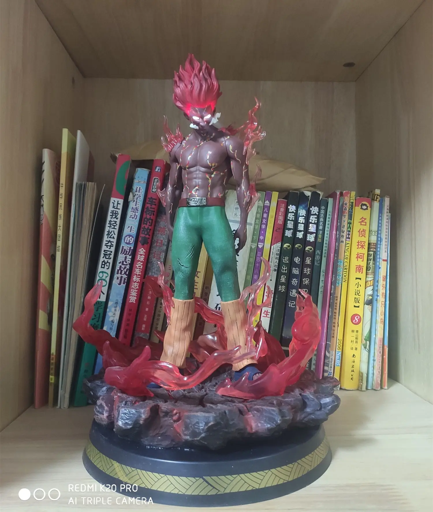 

[Funny] Anime 30cm Eight-door Armor Might Guy Light Action Figure Collection Model Toys Doll kids child gift