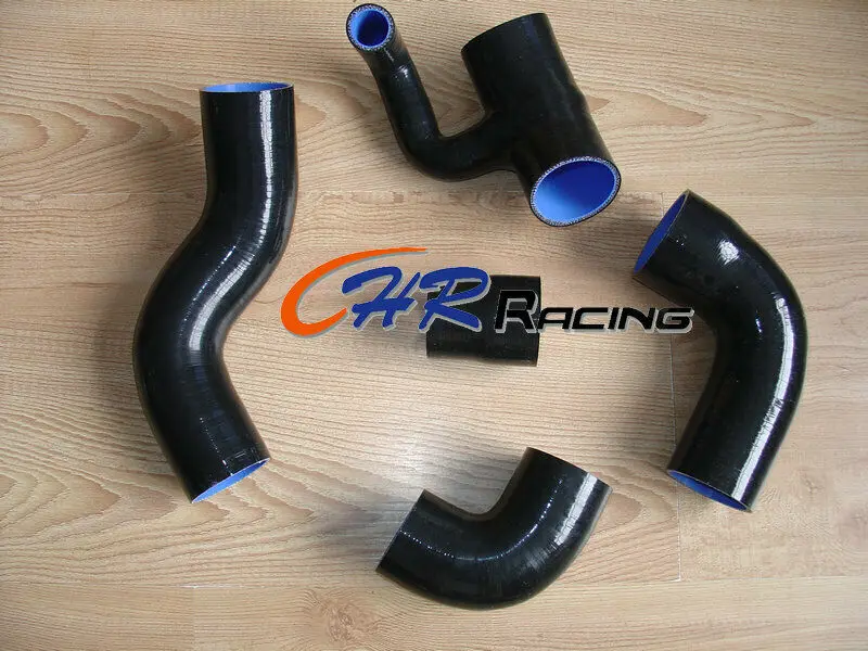 

Силиконовый турбошланг для Volvo 850 T-5/T-5R 1993-1997;S70/V70 T5 1996-2000, черный