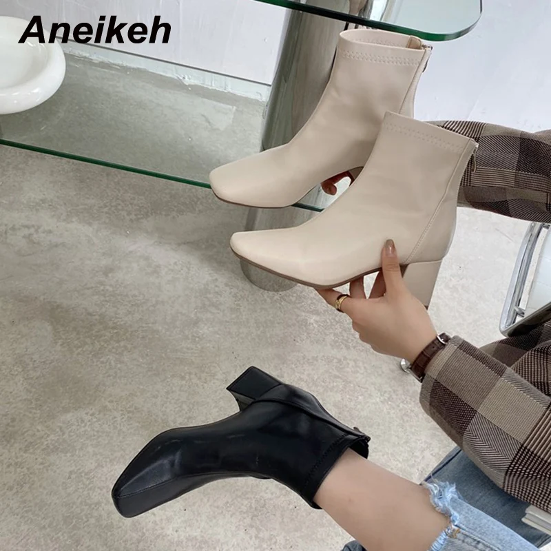 

Модные короткие женские ботинки Aneikeh на квадратном каблуке, женские удобные Прошитые Зимние ботильоны из искусственной кожи, изысканные бо...