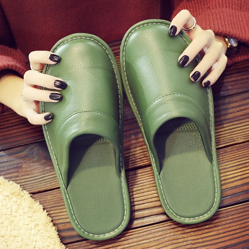 

2021 New Color Leather Slippers Women Men Non-slip Rubber Shoes for Home Faux Leather Slides Woman Autumn Shoes Winter Slippers