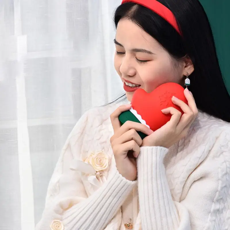 

1 Pcs Home Thermal Products Hot Water Bottle Christmas Thermos Water Filling Hand Warmer Christmas Hot Water Bottle Direct Sales