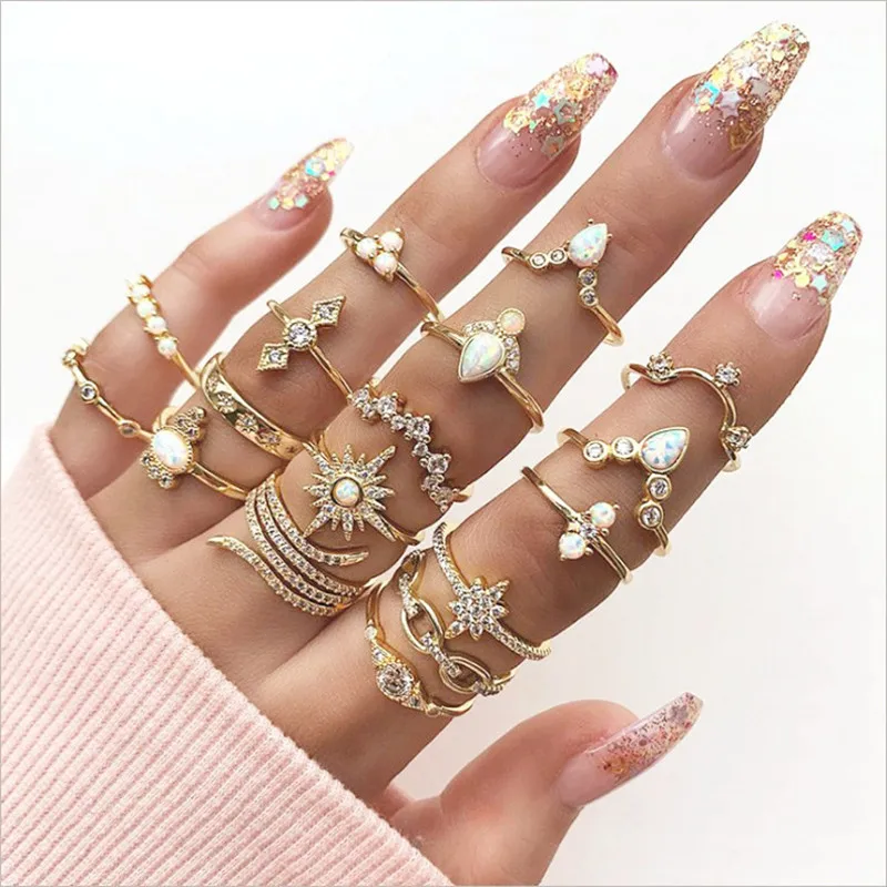 

17pcs/set Bohemian Rings Crystal Star Crown Cross Snake Drops Geometry Gold Ring Set Charm Joint Ring Fashion Jewelry