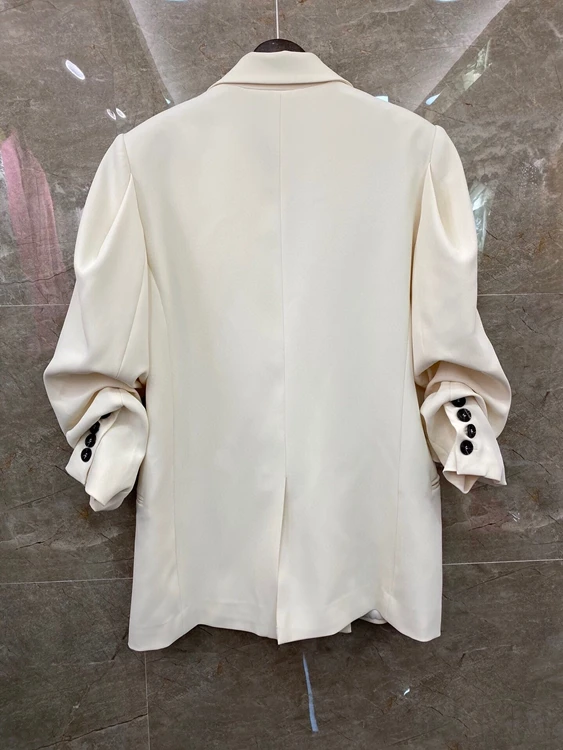 

2021 spring and summer new women's fashion Lapel double row button decoration symmetrical pocket wrinkled sleeve suit 324