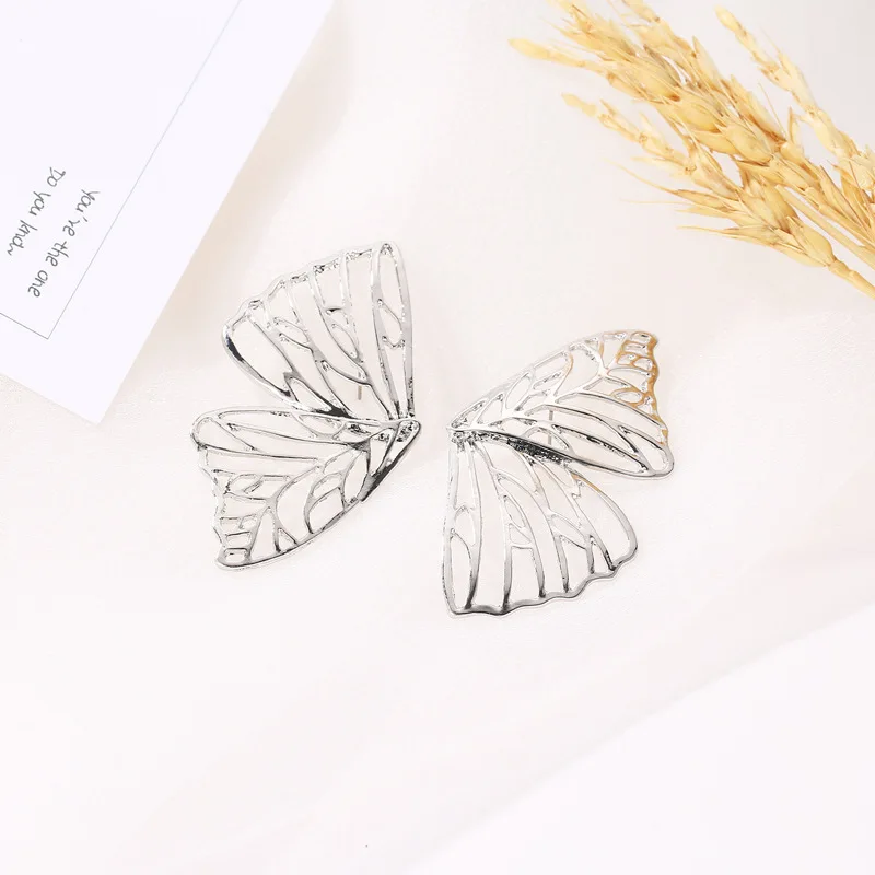 Hollow Butterfly Gold Color Stud Earrings for Women Big Exaggerated Party Wedding Fashion Jewelry Accessories New Design | Украшения и